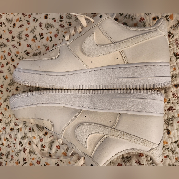 Nike Air Force 1 Off-White Sneakers  Women's Size 11 🎉HP X 3🎉 - Picture 4 of 9
